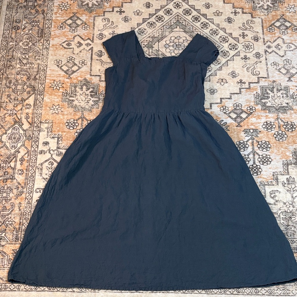 MATA TRADER L fitted bodice, cap sleeved,  linen blend dress, full skirt in blue